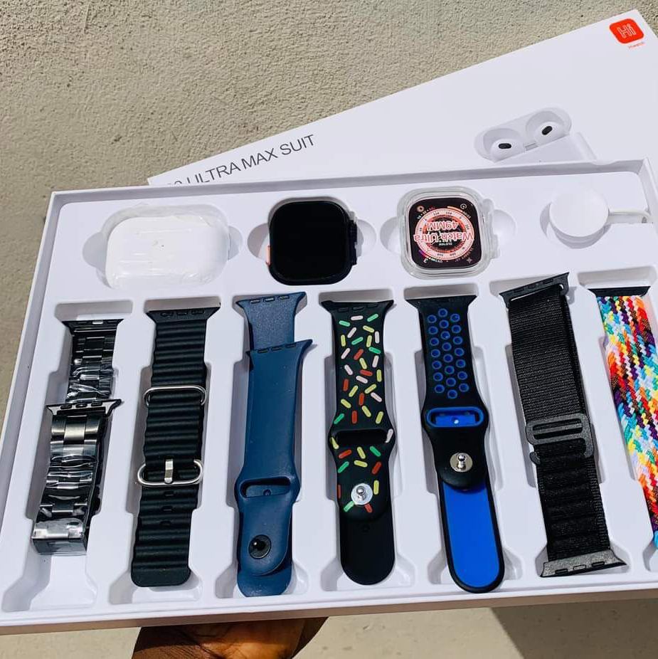 Smart Watch ( 1 Montre + 1 AirPods Pro + 7 Bracelets + pochette )